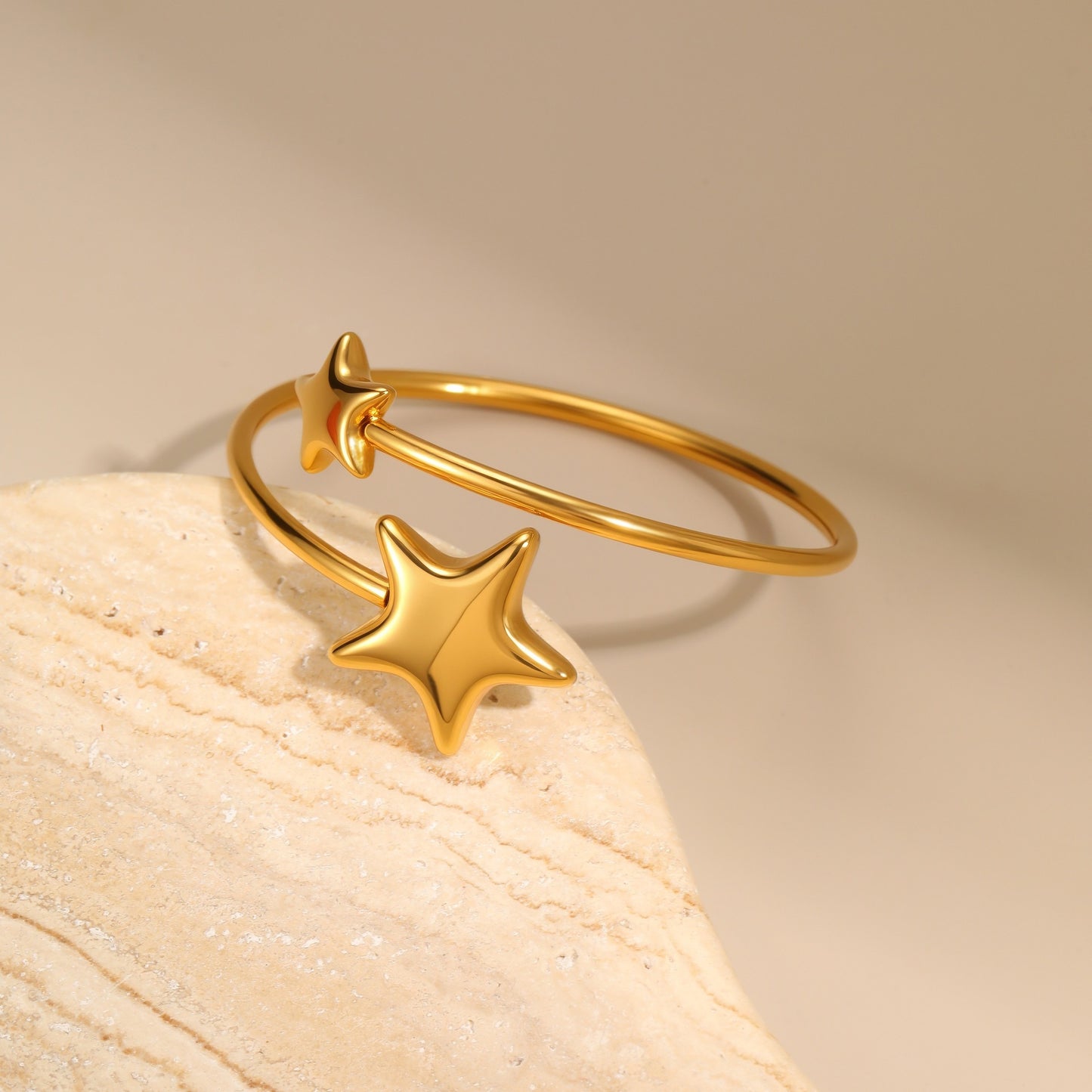 Heart-shaped Five-pointed Star Bracelet Does Not Fade Gold-plated Delicate Opening
